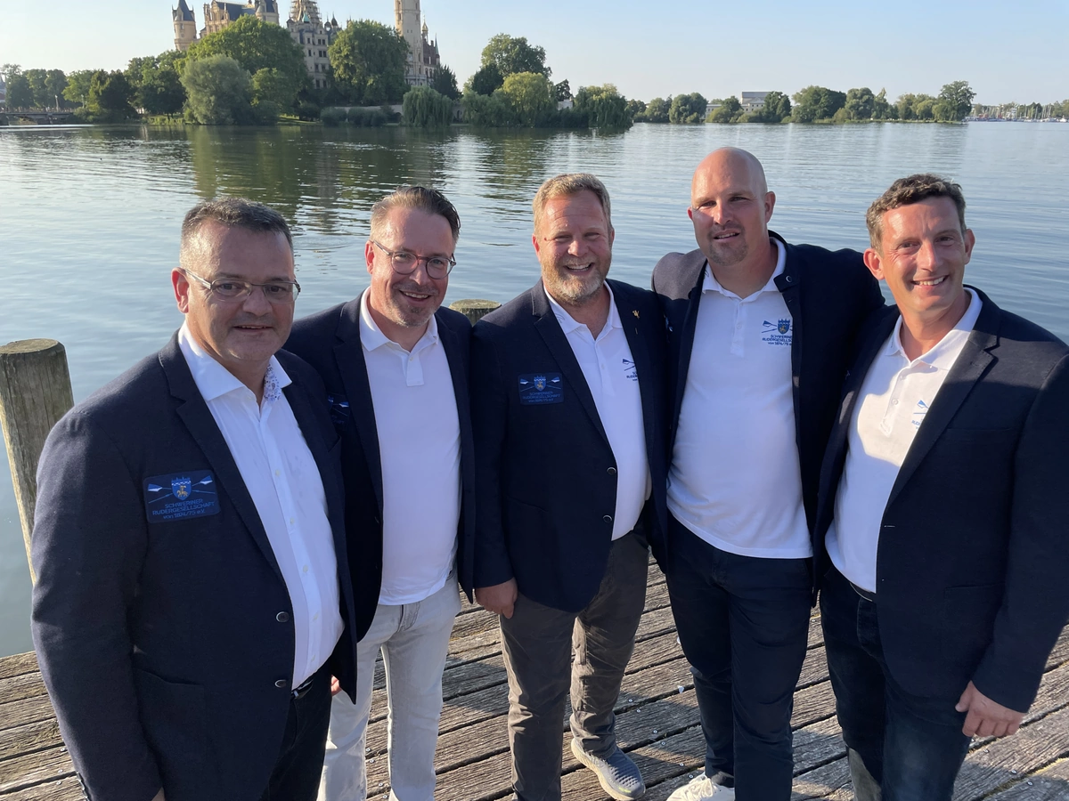 Rudergesellschaft: Vorstand wiedergewählt, große Regatta 2025