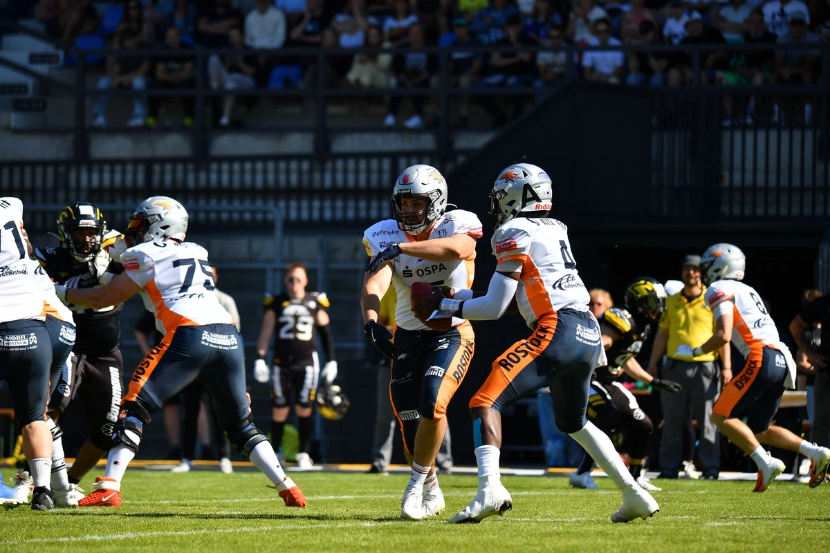 Saison 2025 – Griffins starten mit Krimisieg in Krefeld