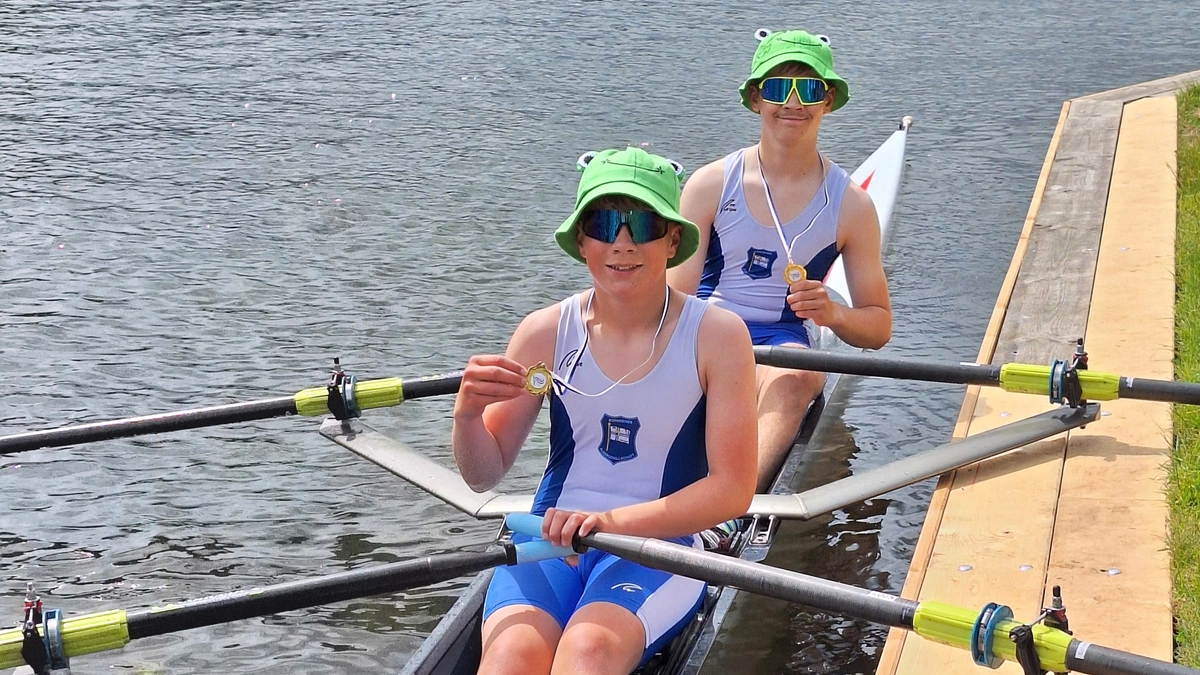 Rüdersdorfer Frühjahrsregatta: Schweriner Ruderjugend holt Vereins- und Langstreckenpokal