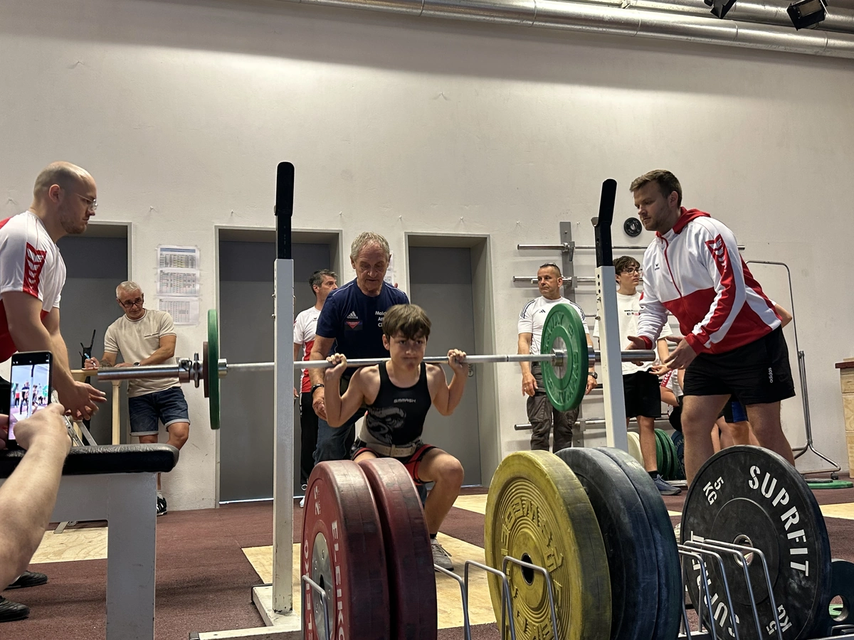 MVs Nachwuchsgewichtheber messen sich erstmals bei Athletik-Meisterschaften