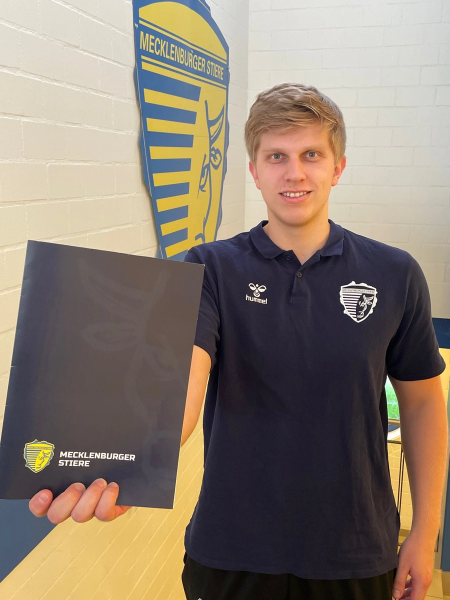 Mecklenburger Stiere verstärken Hauptamtlichkeit im Handball