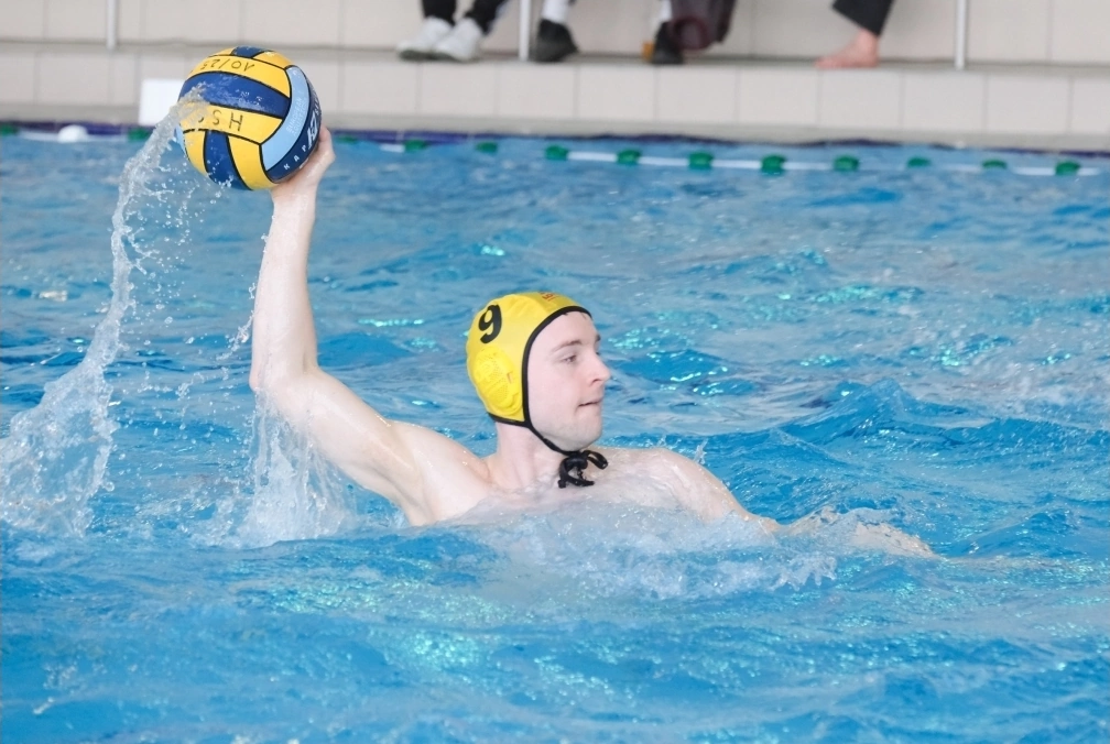 HSG Warnemünde I mit souveränem Auftakt in Hamburg