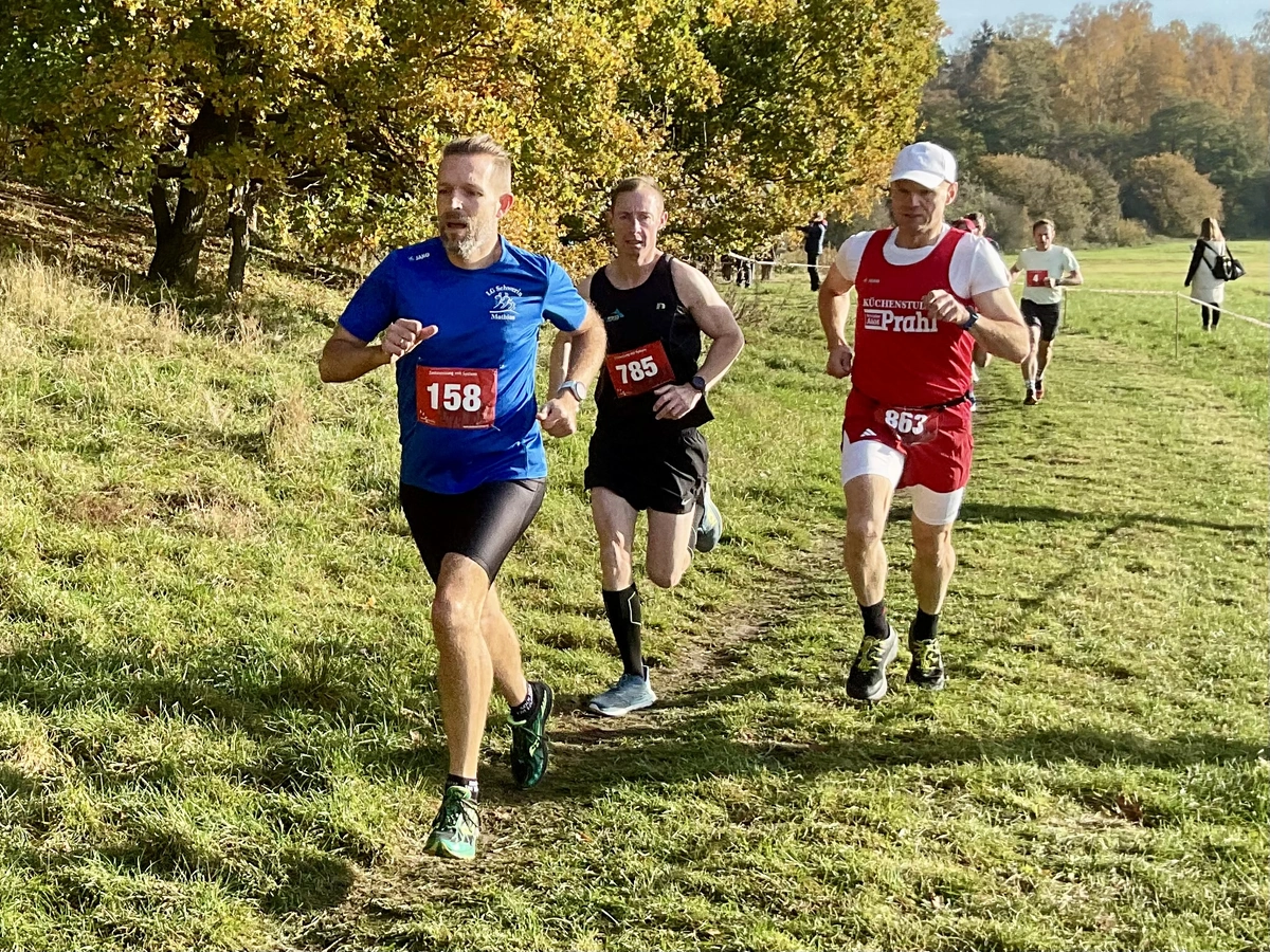 Starker Saisonabschluss der Laufgruppe Schwerin in Laage