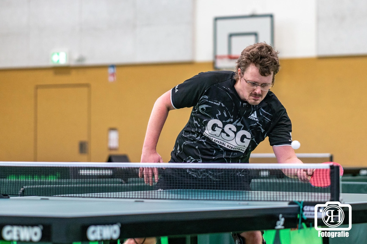 Marvin Dietz nicht zu stoppen: Dreifacher Titelgewinn in Schwerin