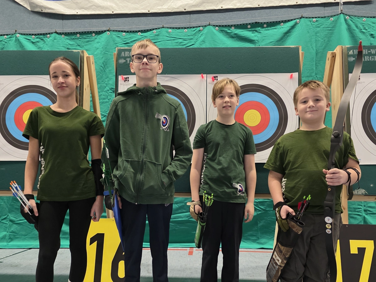 Alle ins Gold: Drei Titel für Gützkower Bogenschützen