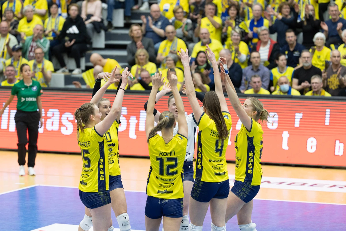 Schwerin feiert umkämpften Heimsieg gegen Pokalsieger Suhl