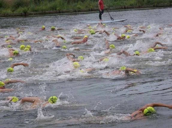 Eine Pionierin der langen „Schwimm-Kanten“