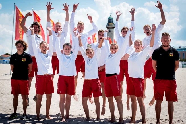 Mannschaftsfoto mit Teambetreuuer, Nationalmannschaft, Deutschland, Rettungsschwimmen, Foto: Sascha Walther (DLRG)