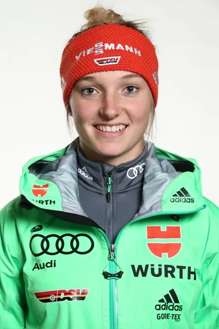 Skispringerin Katharina Althaus mit Einzel-Silber und Team-Gold. Foto: Deutscher Skiverband