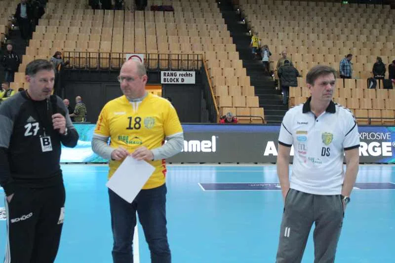 Trainerstimmen, links Gästetrainer Mirko Baltic. Foto: P. Bohne