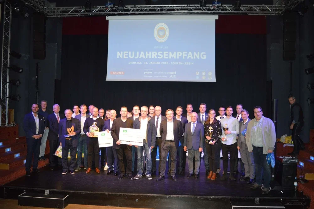 Neujahrsempfang des Landesfußballverband Mecklenburg-Vorpommern e.V. im Robinson-Club Fleesensee in Göhren-Lebbin – Gruppenbild der Preisträger. FOTO: LFV M-V