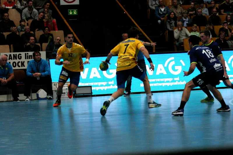 Stiere besiegen Rostock mit 30:26