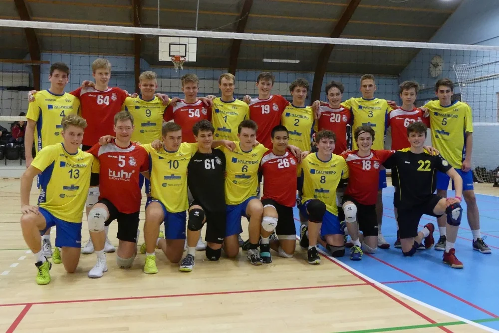 VolleyTeaM des Schweriner SC und Ikast1. FOTO: J.S./SSC