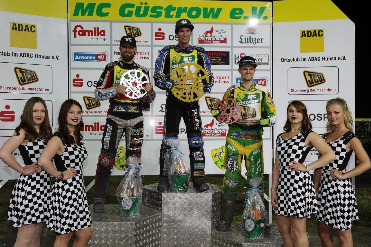 Siegerehrung Pfingstpokal_Bild_Bernd Quaschning