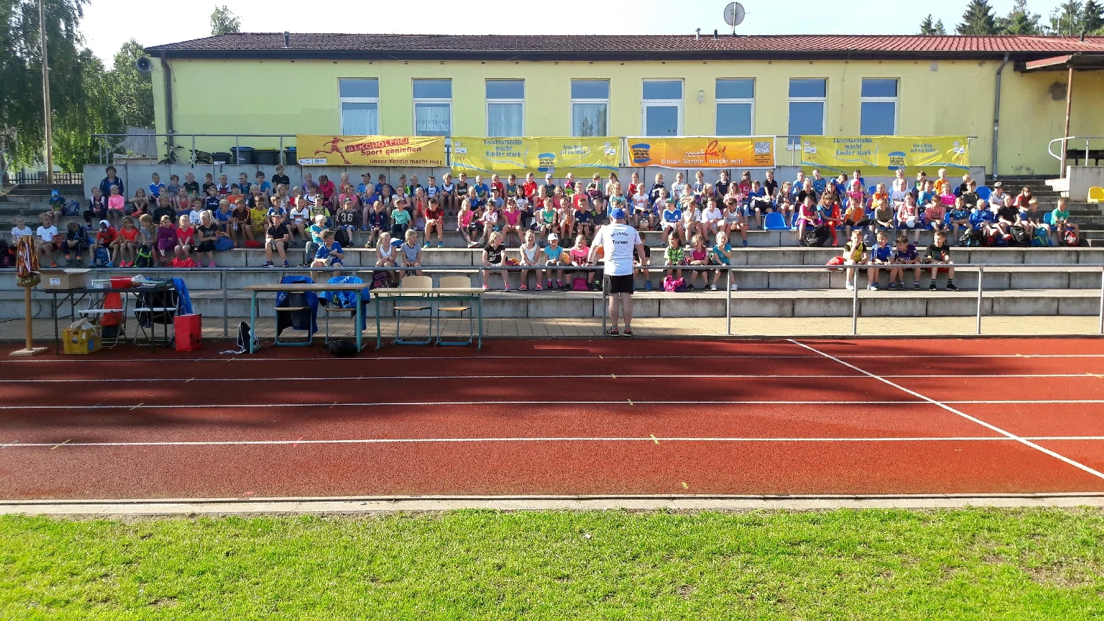Toller Lauf -Tag für 171 Kinder der Laager  Grundschule