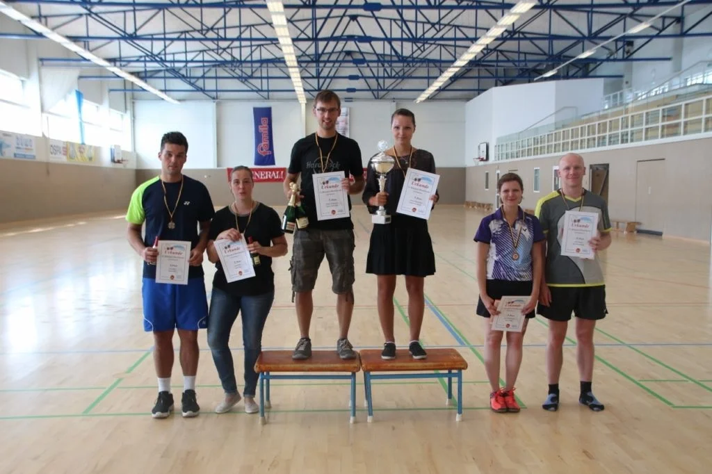 Siegerehrung in der A-Klasse beim 17. Bützower Mixed-Turnier. FOTO: BSC 95 Schwerin