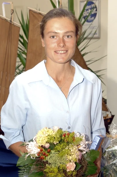 Ulrike Maisch, die Marathon-Europameisterin 2006, bei ihrem Empfang durch die Hansestadt Rostock 2006. Archiv-Foto: Wolfgang Gross