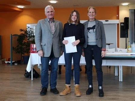 Berufung des Pony-Dressurkader 2019 v.l.n.r. Dr. Dittmann, Präsident LV MV, Juliane Scheibler und Disziplintrainerin Christa Heiden