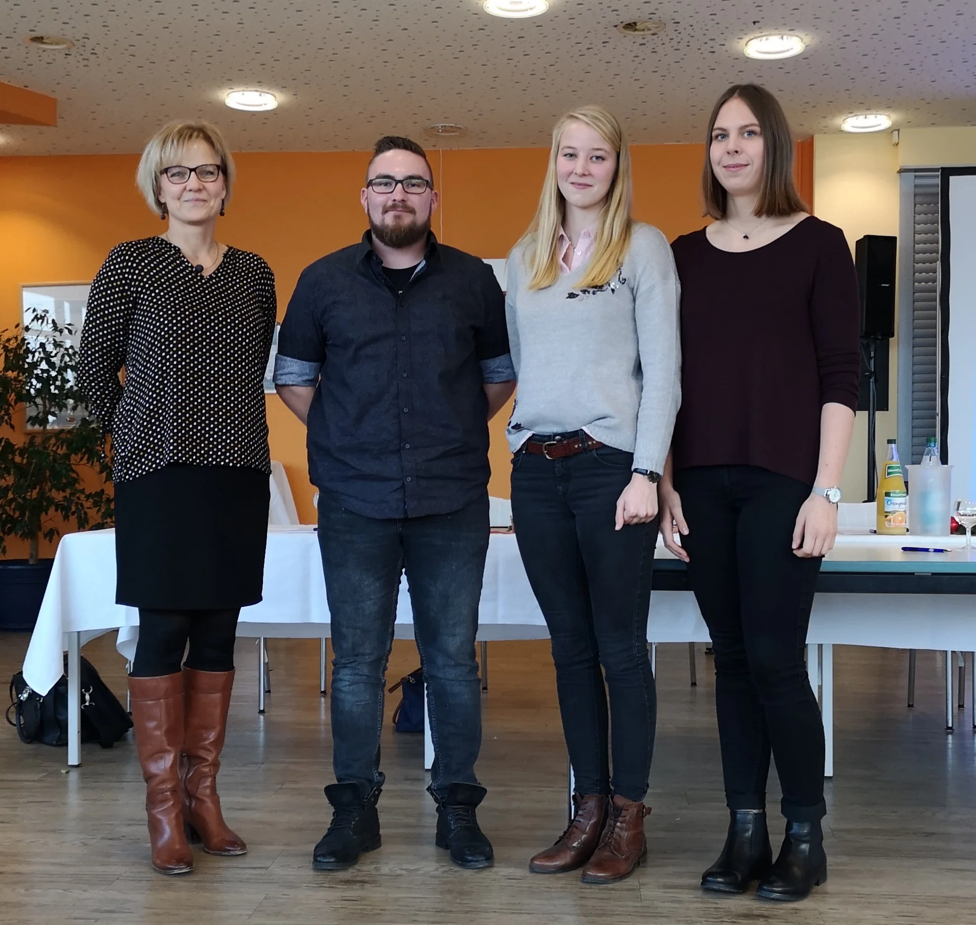 Landesjugendsprecherteam MV v.l.n.r. stellv. Landesjugendwartin Tatjana Zahn, Landesjugendwart Robin Ross, Landesjugendsprecherin Henriette Dierkes und stellv. Landesjugendsprecherin Johanna Jaensch