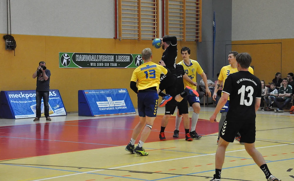 Benefizspiel gegen die Stiere endet in Leezen 22:33