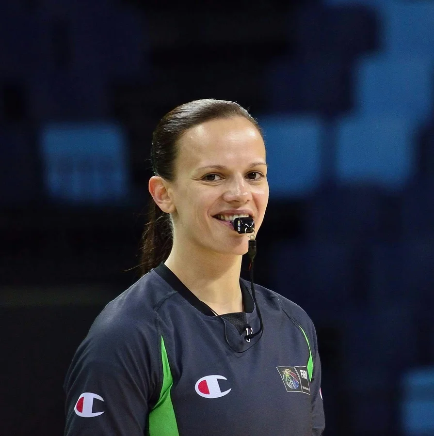 Anne Panther - Basketball Schiedsrichterin aus Rostock / Mecklenburg-Vorpommern im Interview