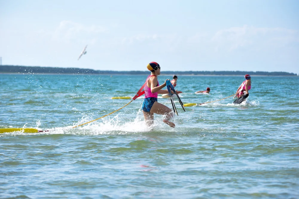 Rettungsschwimmer aus Sachsen-Anhalt gewinnen in Prerow