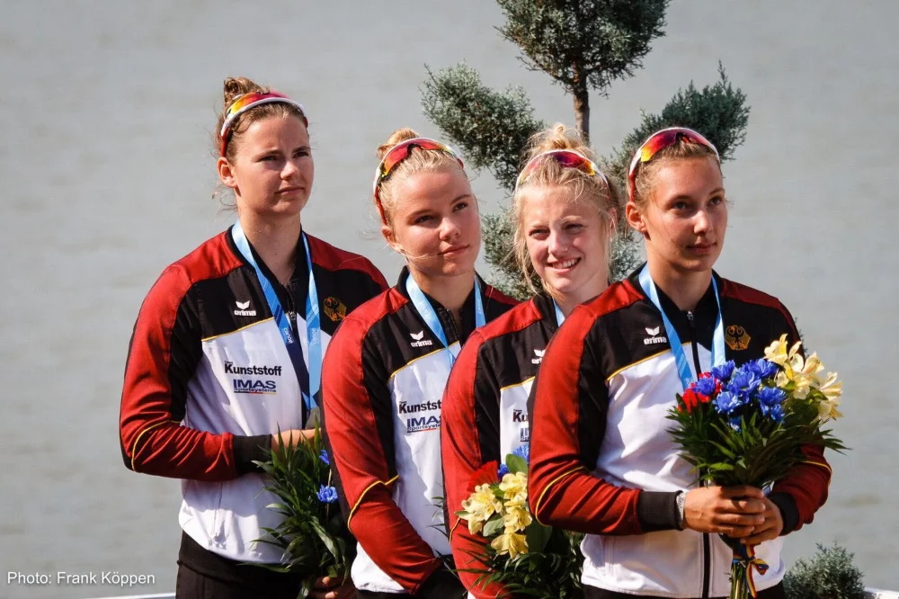 v.r.n.l: Wiebke Glamm (SC Neubrandenburg), Svenja Hardy (KG Essen),Katharina Diedrichs (KC Potsdam), Josefine Landt (SC Magdeburg). Foto: Frank Köppen die 17-jährige Wiebke Glamm (Sportclub Neubrandenburg) im Vierkajak zusammen mit Svenja Hardy (KG Essen), Josefine Landt (SC Magdeburg) und Katharina Diedrichs (KC Potsdam). Foto: Frank Köppen