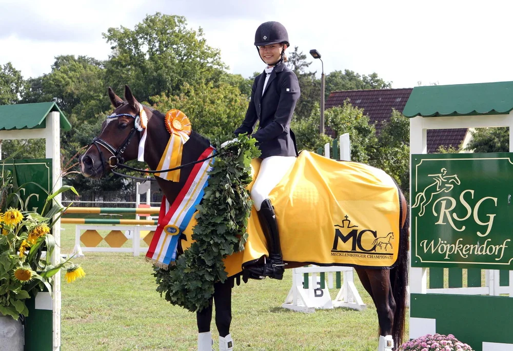 Landeschampionat der 4- bis 6-jährigen Dressurponys in Wöpkendorf