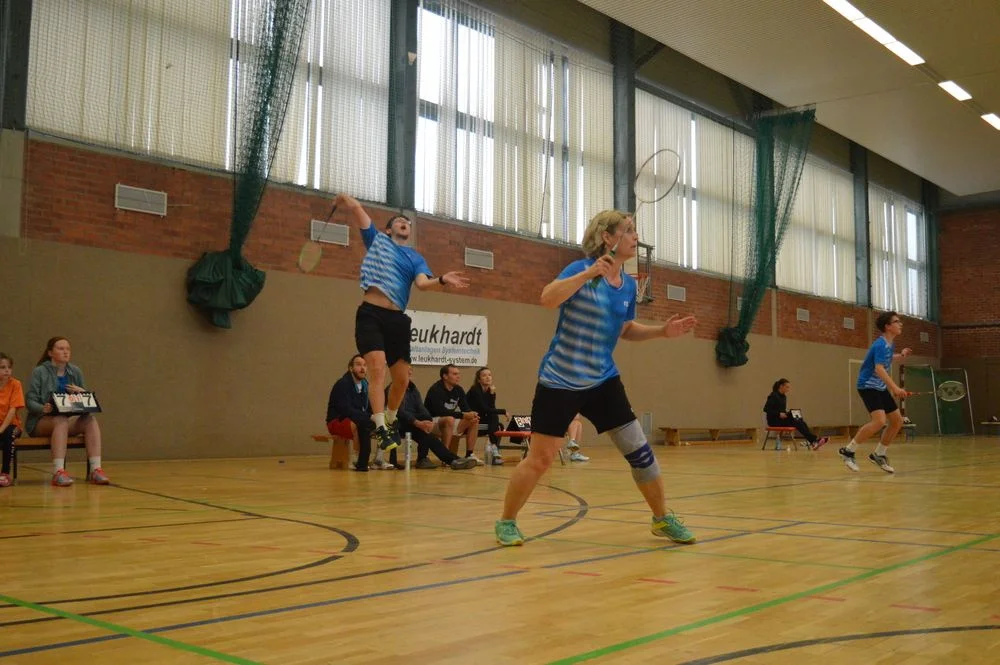 Richard Edelmann und Ulrike Wiechmann im Gemischten Doppel. Foto: BSC 95 Schwerin Mixed Landesliga BSC 95 Schwerin | Badminton Mecklenburg-Vorpommern