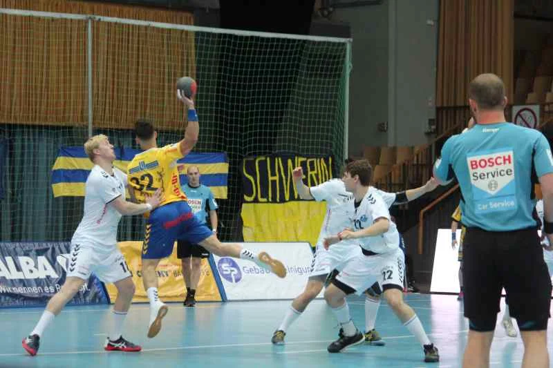 Stiere: Deutlicher Heimsieg 29:19