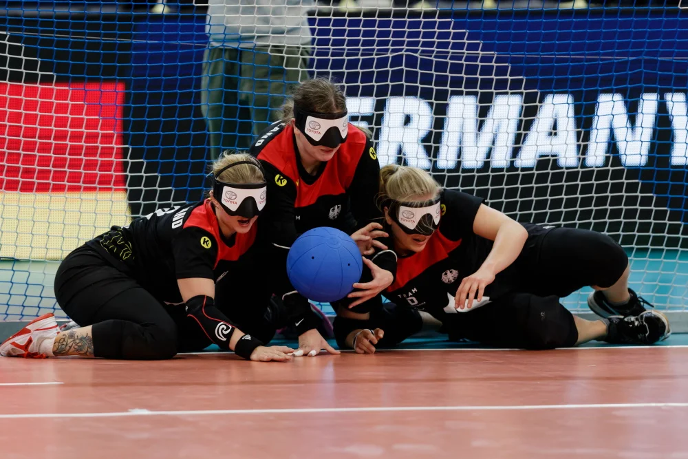 Pia Knaute, Stephanie Behrens und Charlotte Hartz | Goalball EM 2019 in Rostock | Foto: Binh Truong / DBS
