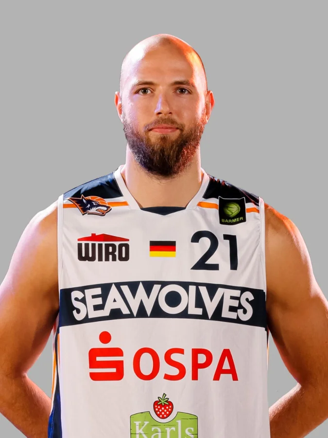 Michael Jost mit der Nummer 21 für die Rostock Seawolves | Basketball Bundesliga in der Hansestadt Rostock