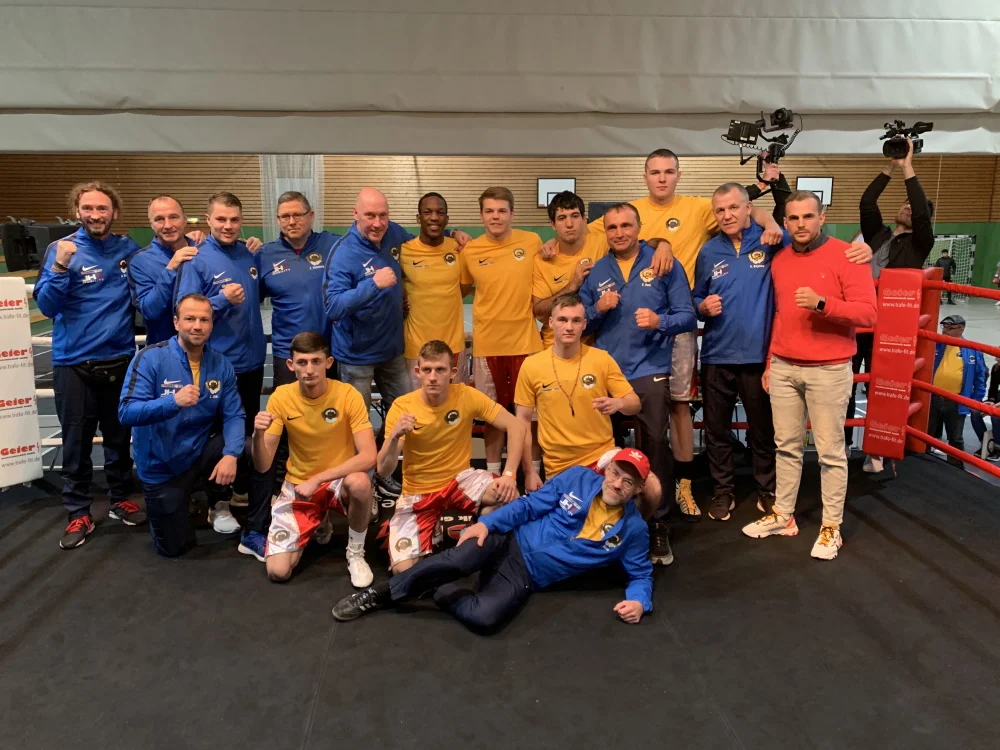 Bundesliga Team BC Traktor Schwerin. Foto: ©️ Boxclub TRAKTOR Schwerin Bundesliga Team BC Traktor Schwerin Foto: ©️ Boxclub TRAKTOR Schwerin