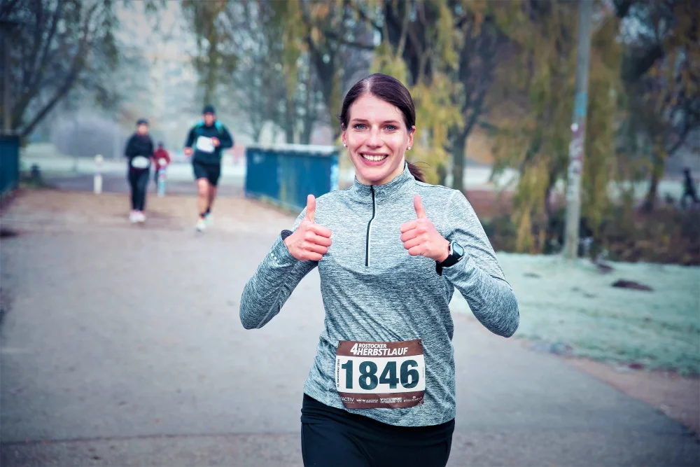 Nach 2 Jahren Pause startet am kommenden Sonntag der 5. Rostocker Herbstlauf. Foto: Pro Event Nach 2 Jahren Pause startet am kommenden Sonntag der 5. Rostocker Herbstlauf. Foto: Pro Event