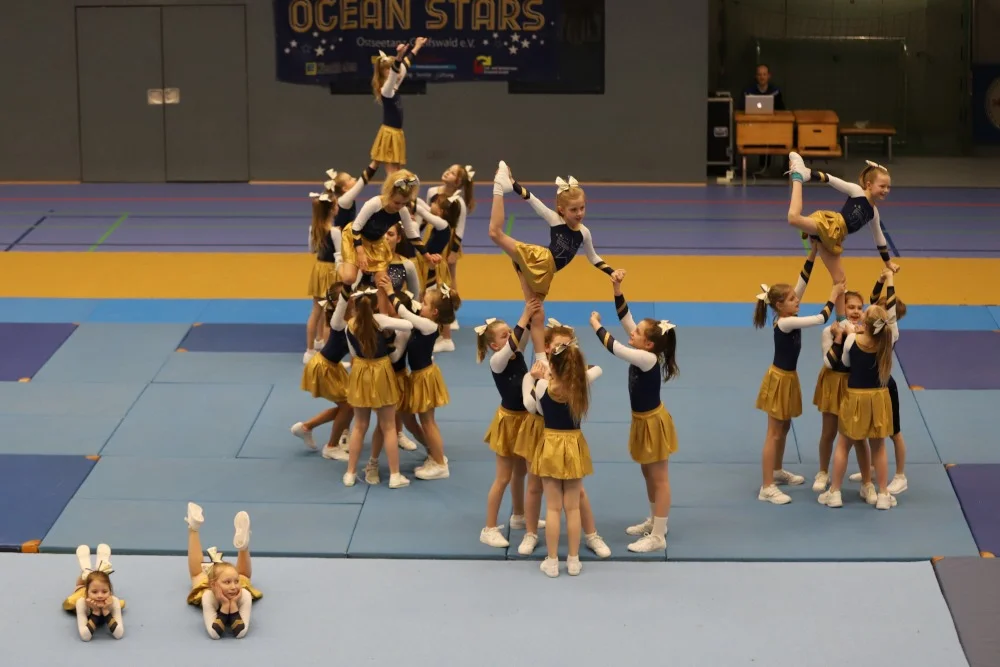 Cheerleading in Greifswald: Die Ocean Stars bei der Generalprobe zur Landesmeisterschaft. Foto: © Günter Göhrl