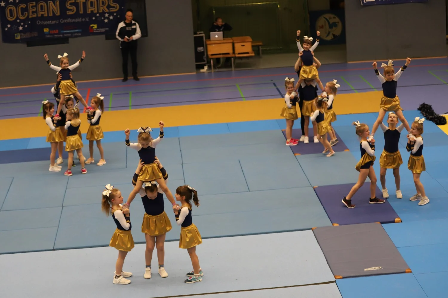 Cheerleading in Greifswald: Die Ocean Stars bei der Generalprobe zur Landesmeisterschaft. Foto: © Günter Göhrl