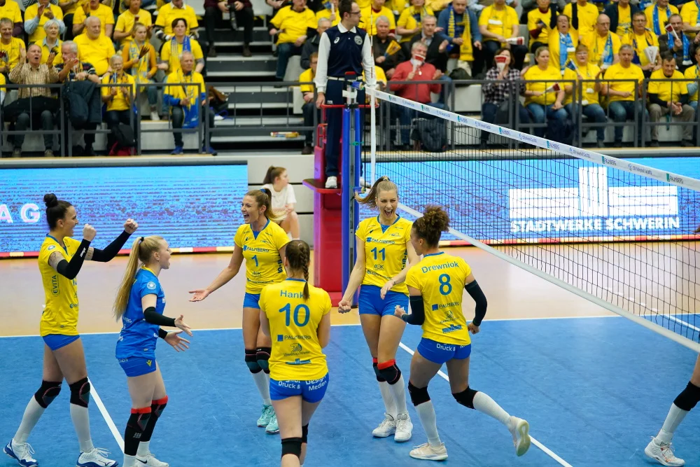 Soll auch in Potsdam wieder so sein: Jubel beim SSC-Team – Foto: © Michael Dittmer Volleyball Bundesliga | Soll auch in Potsdam wieder so sein: Jubel beim SSC-Team - Foto: © Michael Dittmer