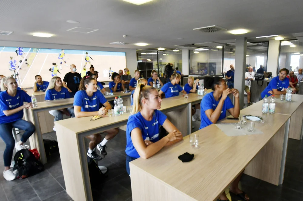 Der SSC Palmberg Schwerin tritt in der Champions League gegen Busto Arsizio, Rzeszów und einen Sieger der Qualifikationsrunde an. Foto: Cornelius Kettler
