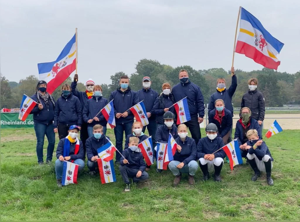 Mannschaften aus Mecklenburg-Vorpommern für die Goldene Schärpe Pferde 2020 in Langenfeld. Foto: © Vielseitigkeitsfreunde aus MV Mannschaften aus Mecklenburg-Vorpommern für die Goldene Schärpe Pferde 2020 in Langenfeld. Foto: © Vielseitigkeitsfreunde aus MV