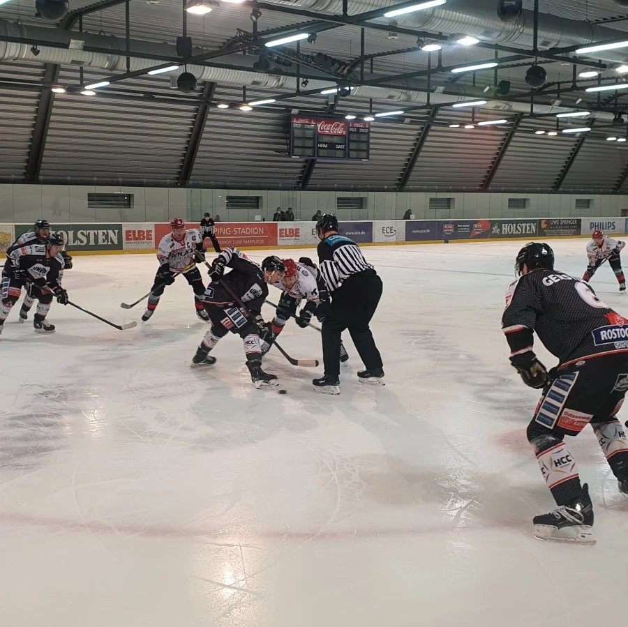 Piranhas gewinnen 5:4 gegen Herford Rostocker Eishockey Club e.V.