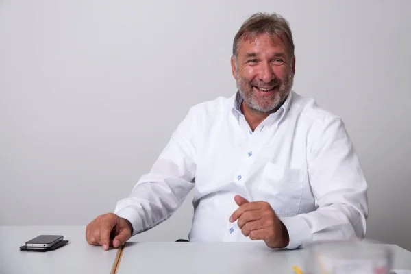 Michael Evers konzentriert sich auf Aufgaben beim SSC Palmberg Schwerin. | Foto: Robert Felgentreu