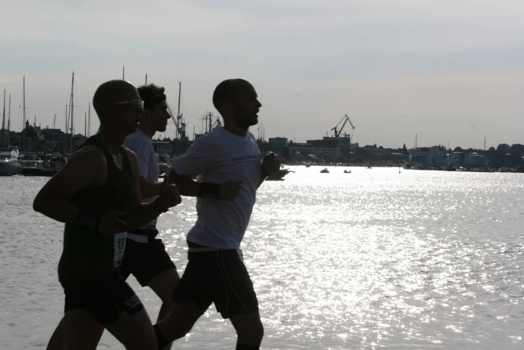 Der Stadthafen wird in diesem Jahr Dreh- und Angelpunkt zur hella marathon nacht rostock sein. Foto: Olaf Jenjahn