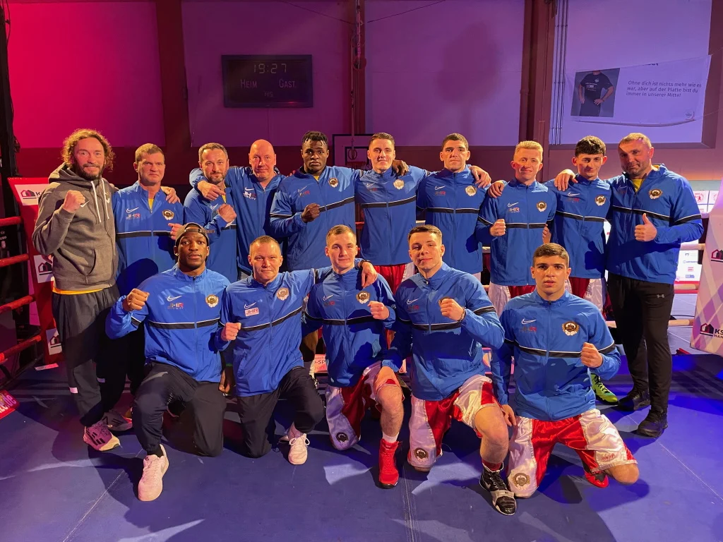 Foto: © Boxclub TRAKTOR Schwerin Team Traktor nach dem Bundesliga-Fight in Hannover