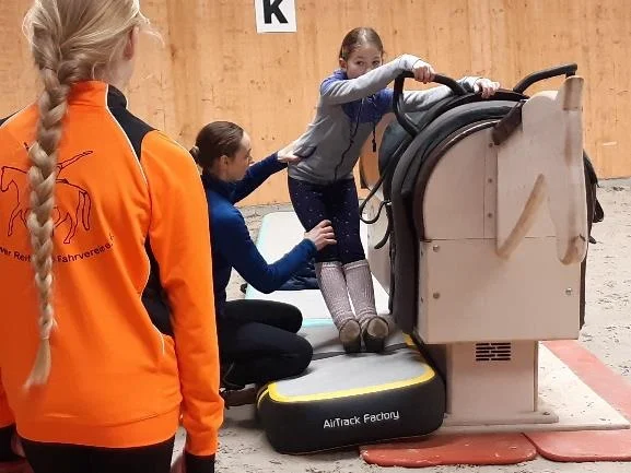 Alina Roß trainierte Nachwuchs in der Cavallo Arena