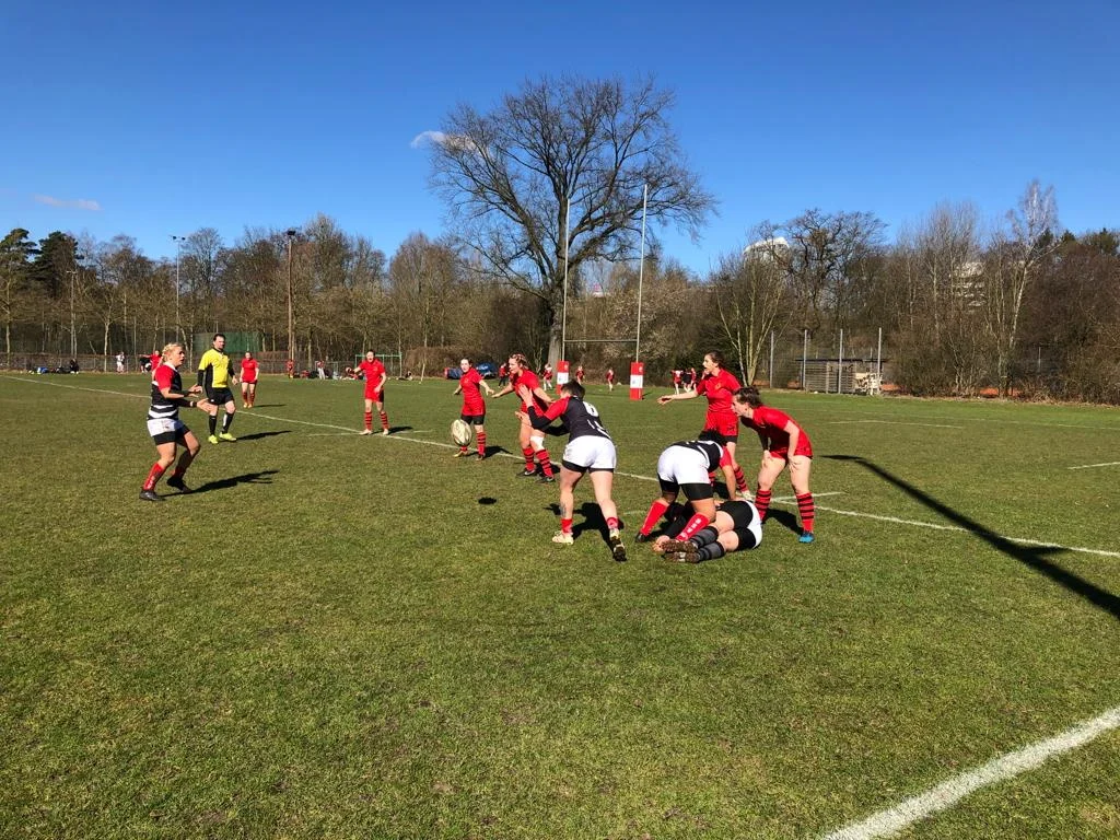 Rugby-Frauen holen ersten Sieg in Hamburg