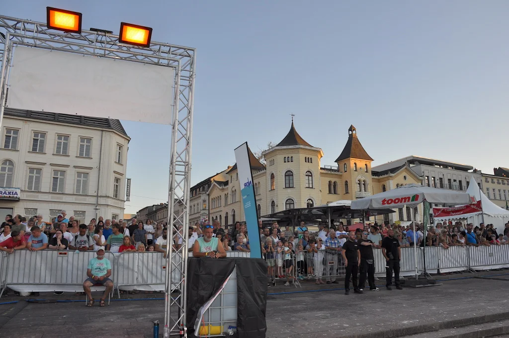 Grandioser Start ins Drachenbootfestival 2022: Spannende Rennen, Party bis in die Nacht | Foto: Barbara Arndt