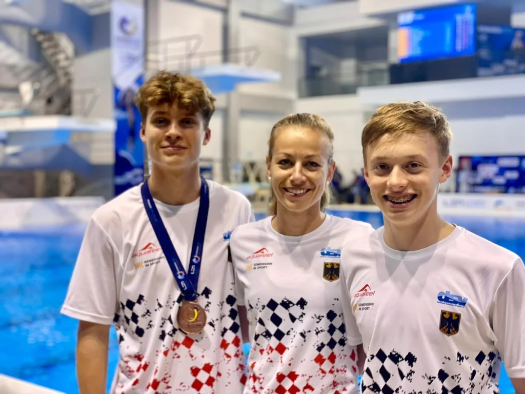 Mahi Gruchow (B-Jugend) und Espen Prenzyna (A-Jugend) zusammen min Olympiastützpunkttrainerin Wenke Warninck | Foto: WSC