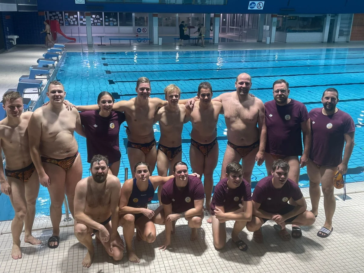 Wasserballer in Lübeck und Bremen siegreich