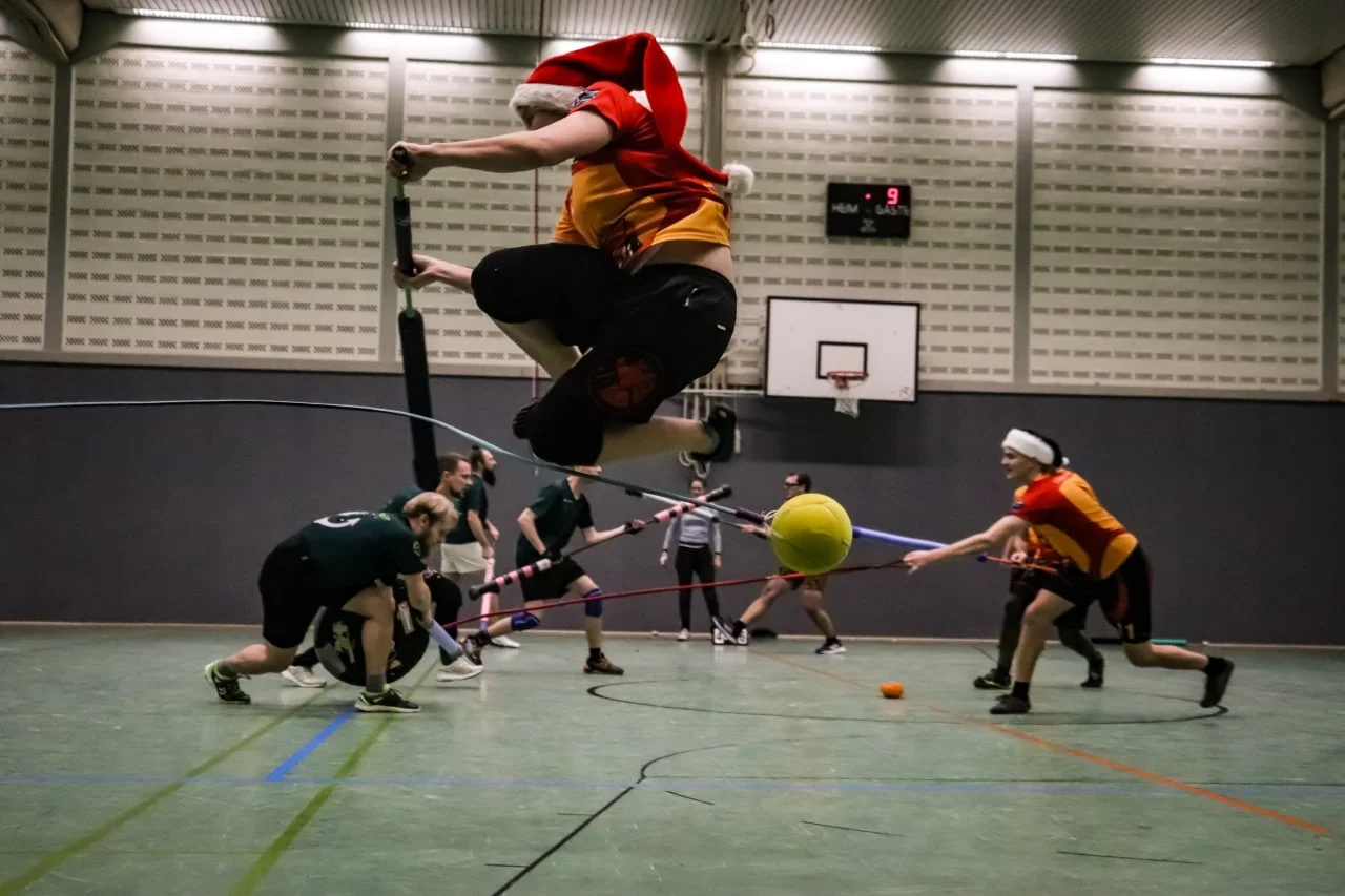 © Likedeeler Das Rostocker Jugger-Team "Likedeeler" beim Flensburger Nikolausturnier