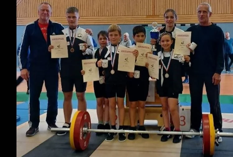 Schweriner Gewichtheber bedanken sich bei allen Förderern